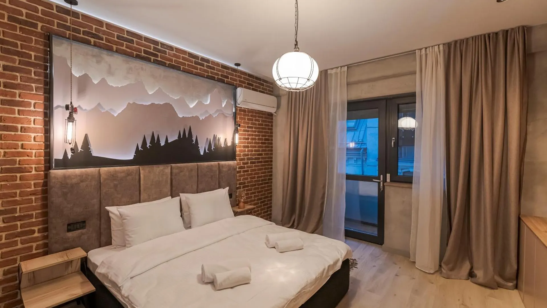 Apartment Ferienwohnung The Old Town Industrial Vault - A Fusion Of Past & Present Bukarest Rumänien
