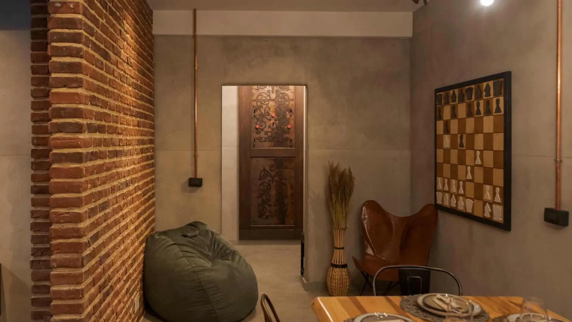 Ferienwohnung The Old Town Industrial Vault - A Fusion Of Past & Present Bukarest Apartment