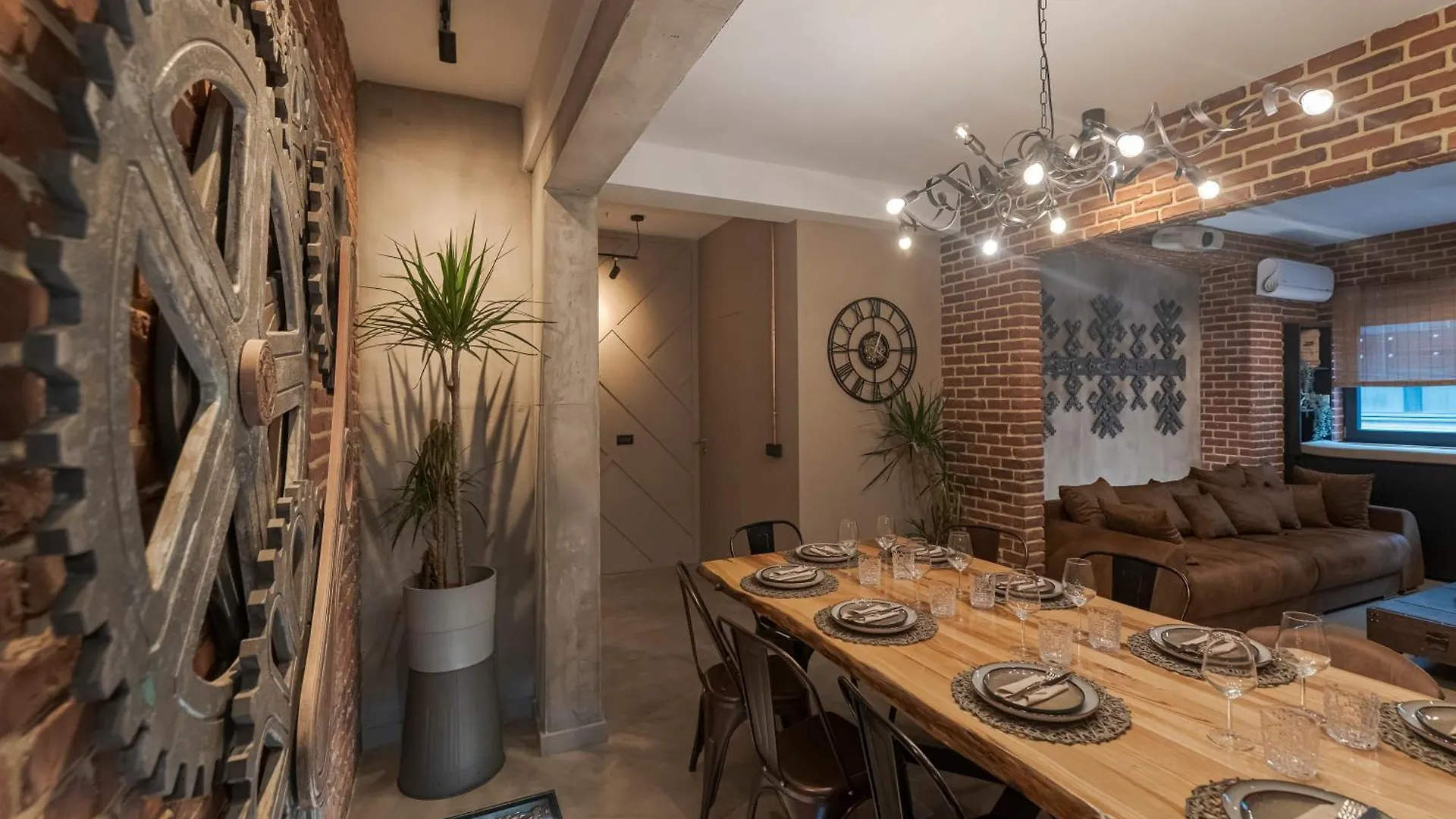 The Old Town Industrial Vault - A Fusion Of Past & Present Appartement Boekarest 0*,